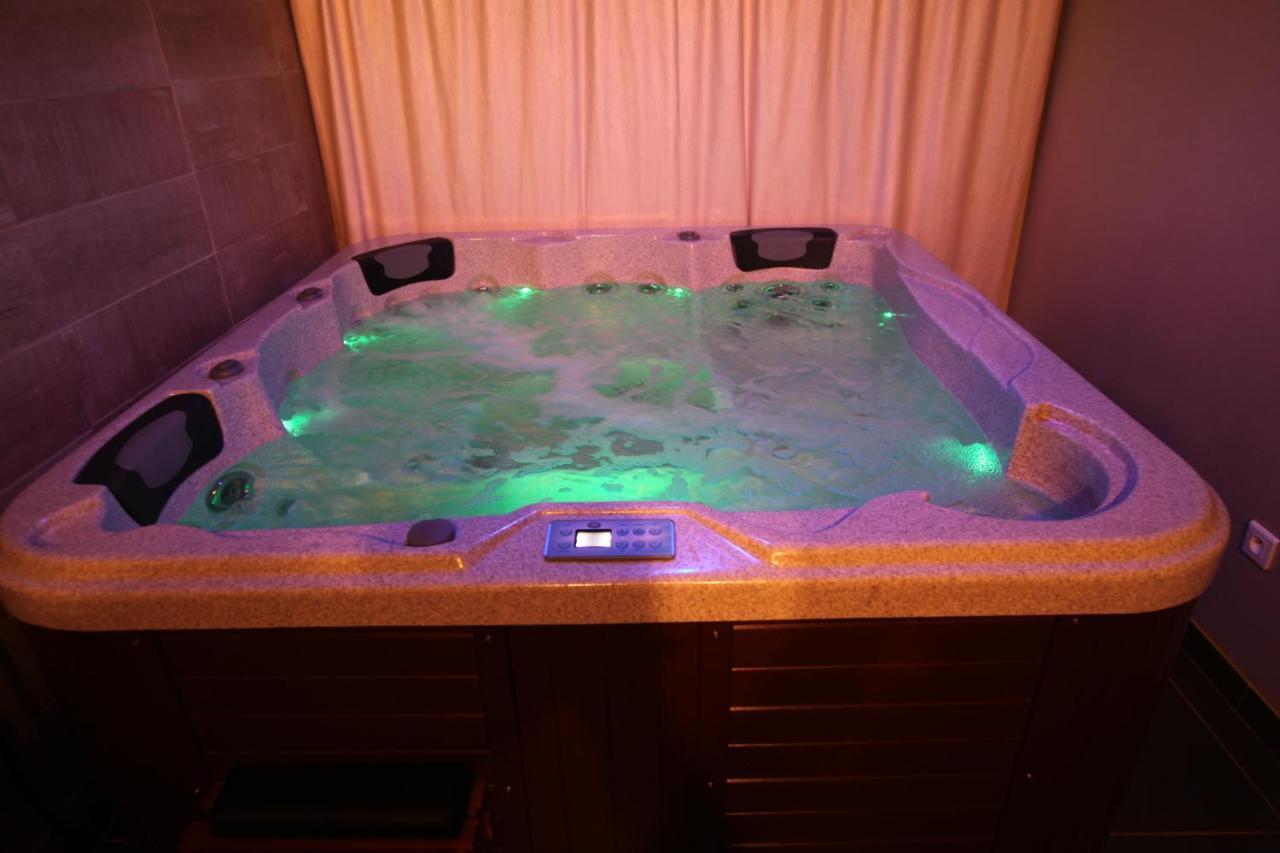 Suite Spa Acces Autonome Beaucaire  Εξωτερικό φωτογραφία